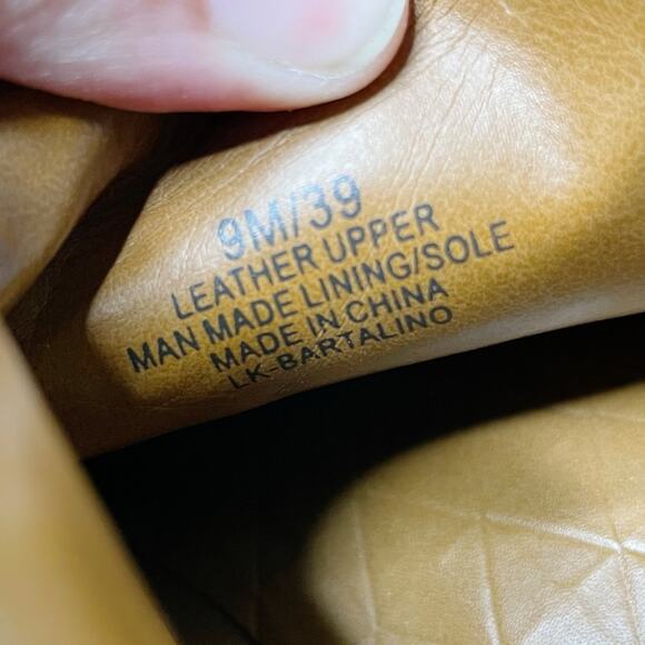 Lucky Brand Bartalino Suede Side Zip Ankle Booties Taupe Size 9M - Picture 6 of 8